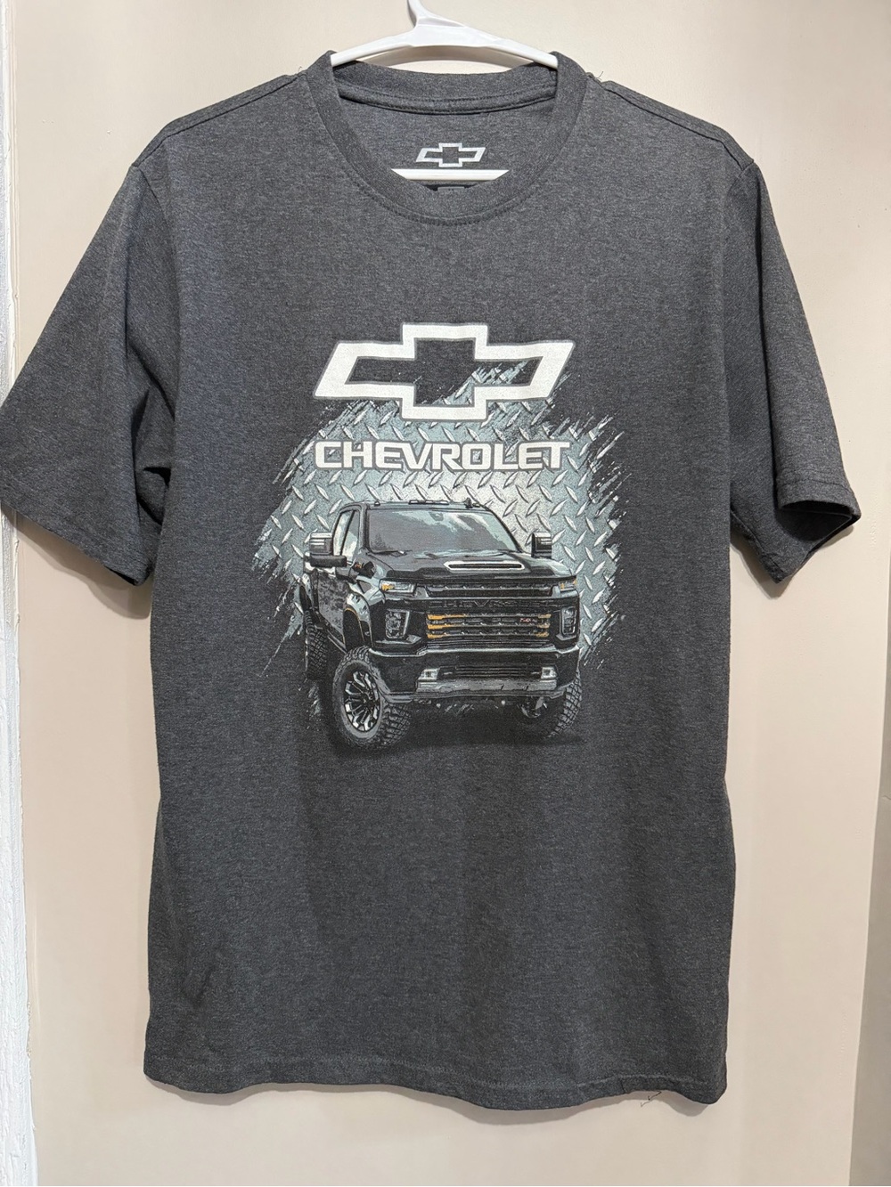 Chevrolet Men’s Charcoal Short-Sleeve Graphic Tee